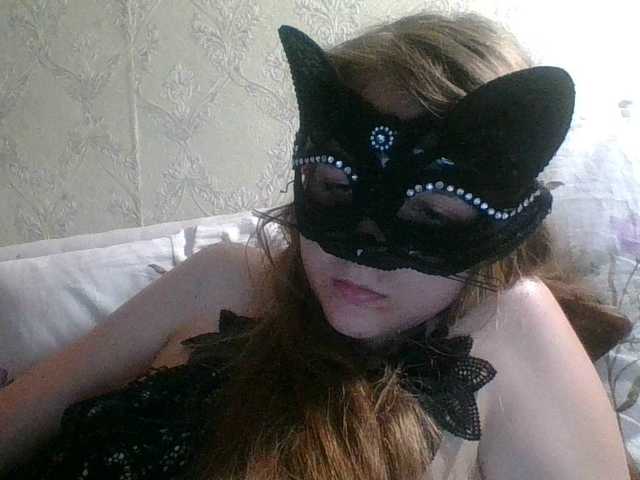 Mila23-1-1 live cam on BongaCams