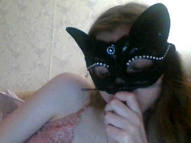 Mila23-1-1 live cam on BongaCams