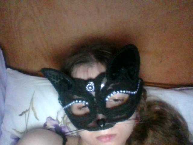 Mila23-1-1 live cam on BongaCams