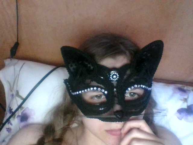 Mila23-1-1 live cam on BongaCams
