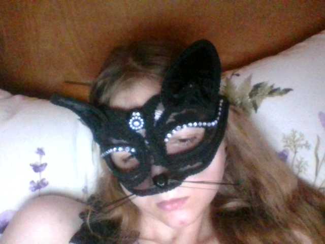 Mila23-1-1 live cam on BongaCams