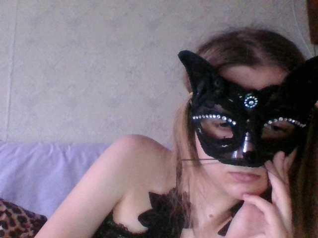 Mila23-1-1 live cam on BongaCams