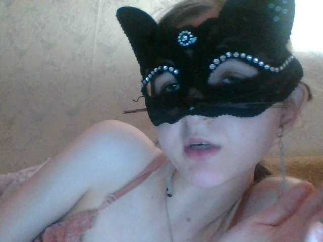 Mila23-1-1 live cam on BongaCams
