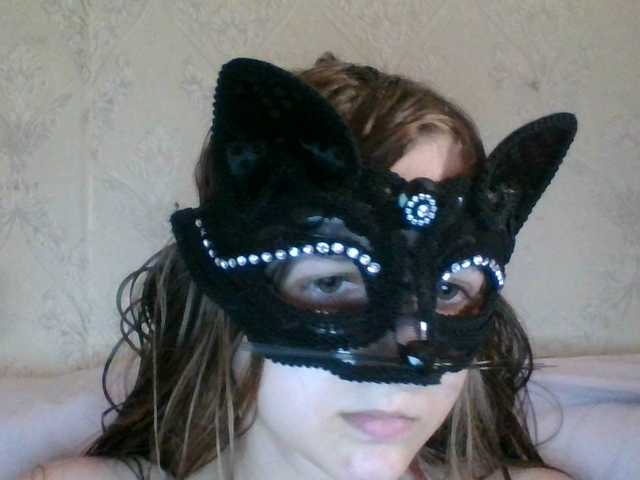 mila23-1-1 cam belle