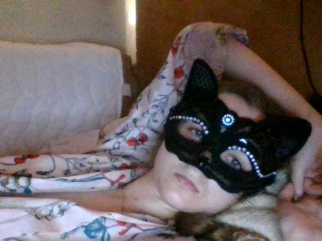 Mila23-1-1 live cam on BongaCams