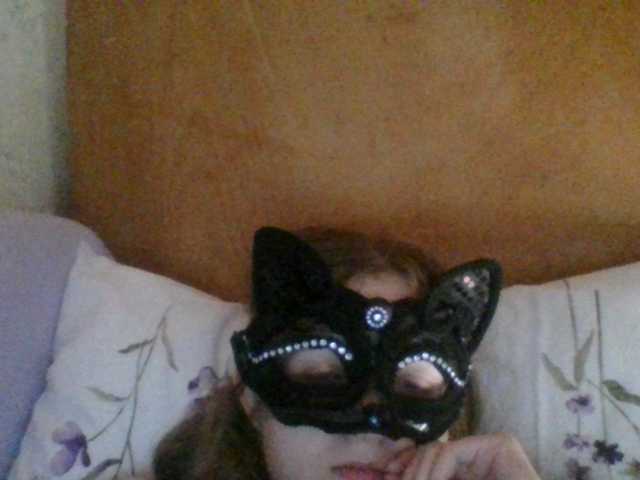 Mila23-1-1 live cam on BongaCams
