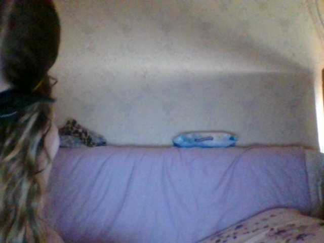Mila23-1-1 live cam on BongaCams