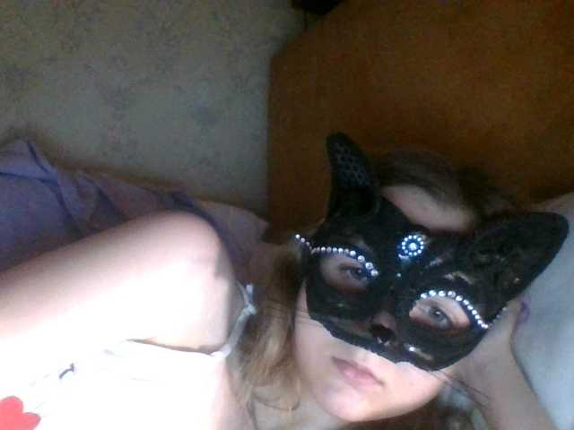 Mila23-1-1 live cam on BongaCams