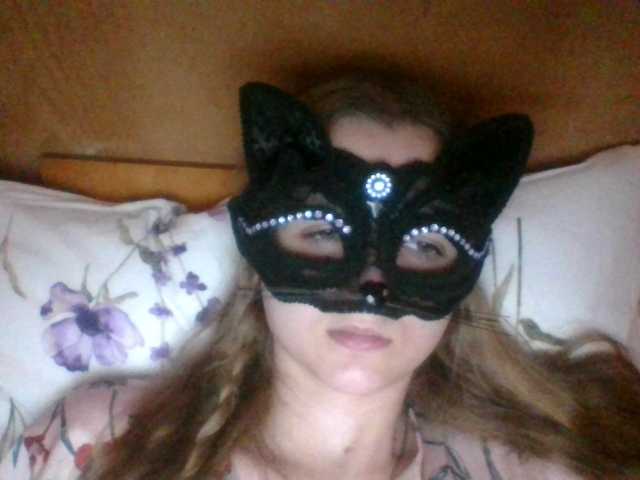 Mila23-1-1 live cam on BongaCams