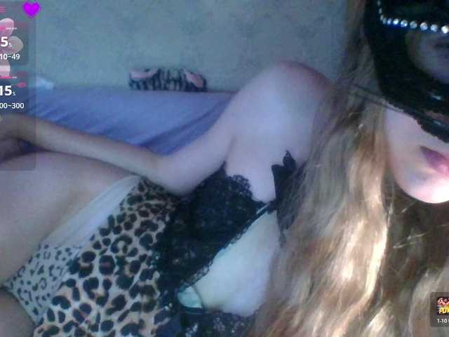 Mila23-1-1 live cam on BongaCams