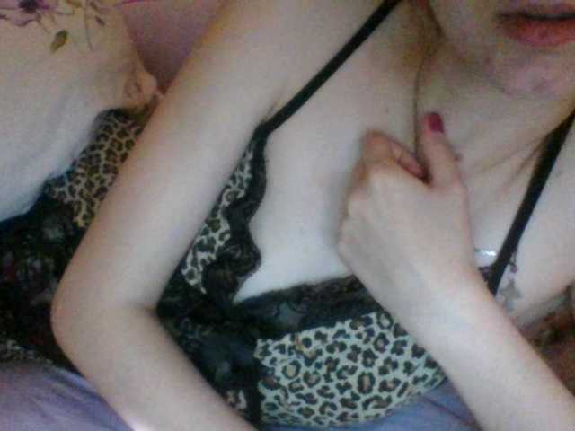 Mila23-1-1 live cam on BongaCams