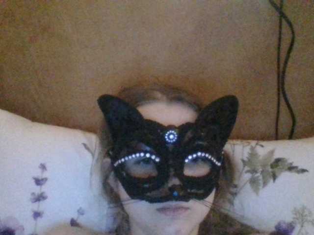 Mila23-1-1 live cam on BongaCams