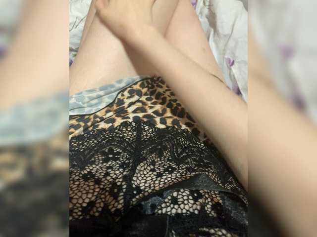 Mila23-1-1 live cam on BongaCams