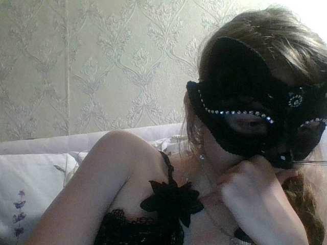 Mila23-1-1 live webcam show