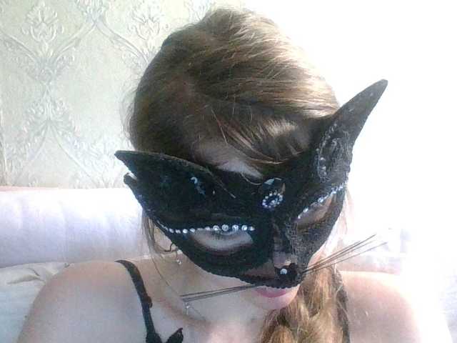 Mila23-1-1 live cam on BongaCams