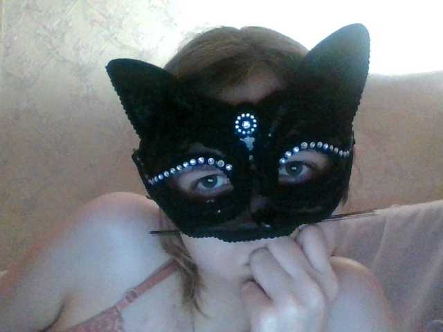 Mila23-1-1 live cam on BongaCams