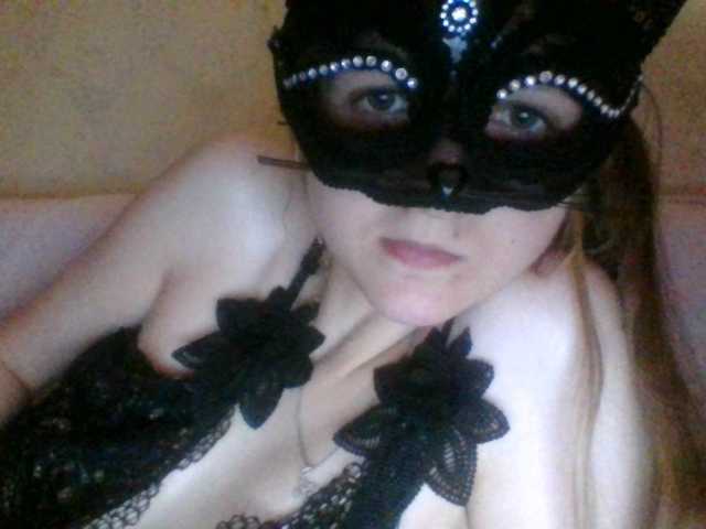 Mila23-1-1 live cam on BongaCams