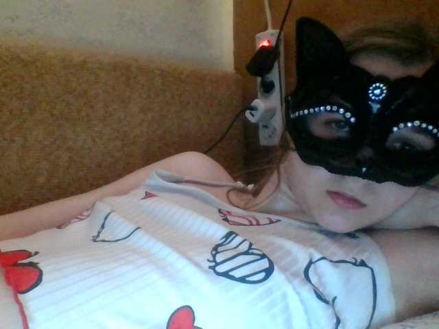 Mila23-1-1 live cam on BongaCams