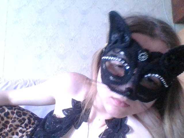 Mila23-1-1 live cam on BongaCams