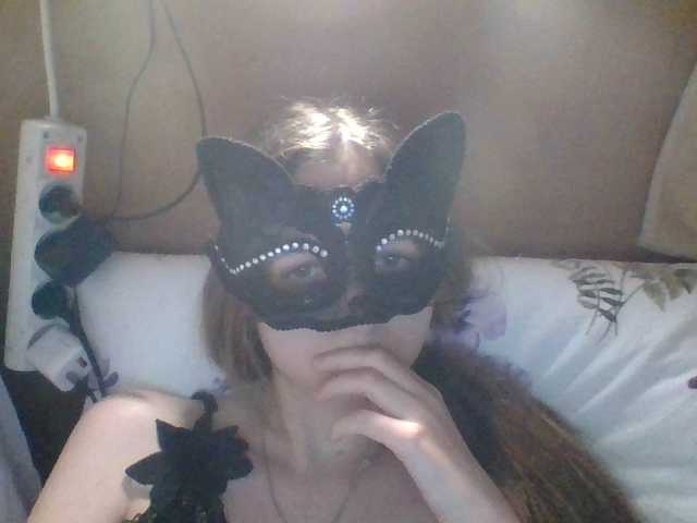 Mila23-1-1 live cam on BongaCams
