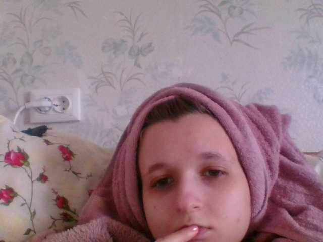 Mila23-1-1's BongaCams show and profile