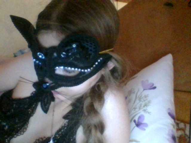 Mila23-1-1 live cam on BongaCams