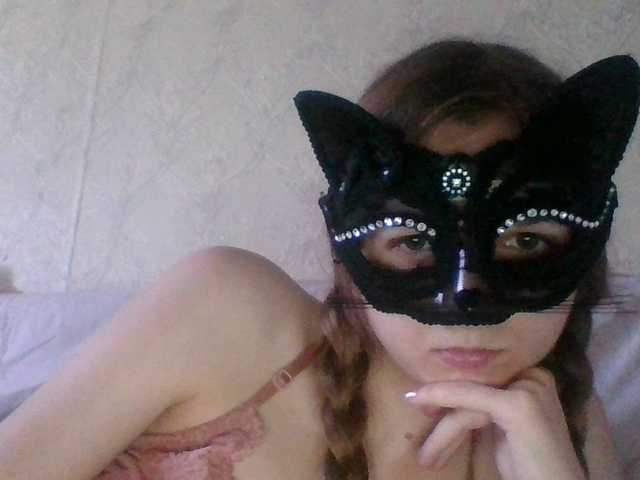 Mila23-1-1 live cam on BongaCams