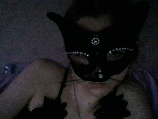 Mila23-1-1 live cam on BongaCams
