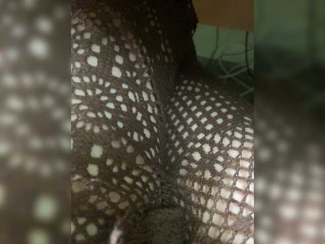 Mila23-1-1 live cam on BongaCams