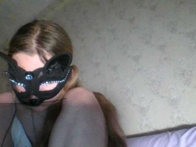 Mila23-1-1 live cam on BongaCams
