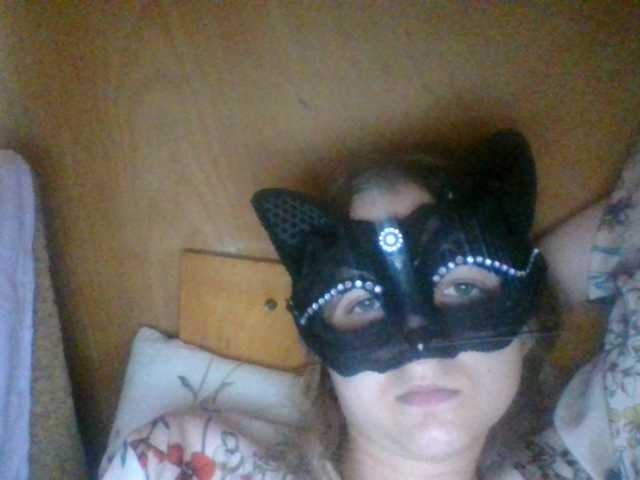 Mila23-1-1 live cam on BongaCams
