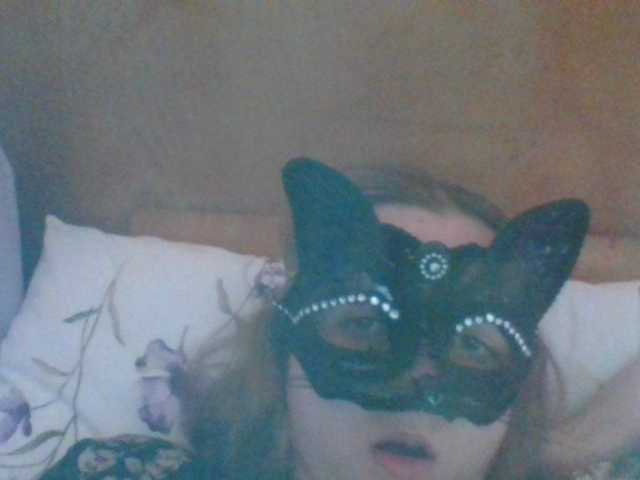 Mila23-1-1 live cam on BongaCams