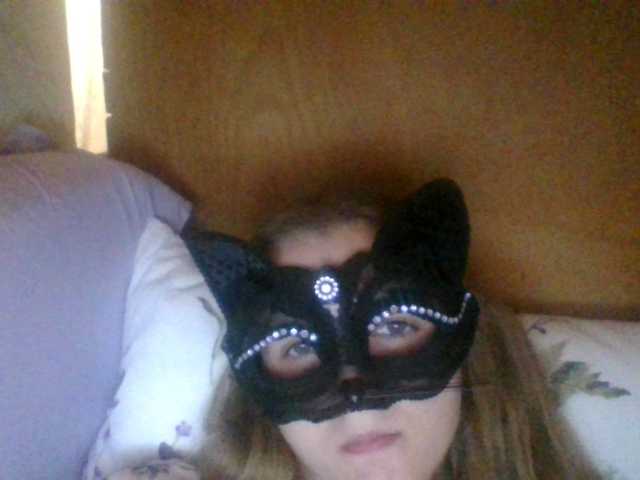 Mila23-1-1 live cam on BongaCams