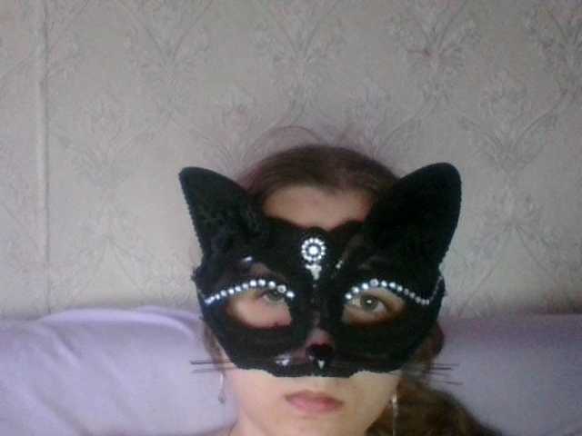 Mila23-1-1 live cam on BongaCams