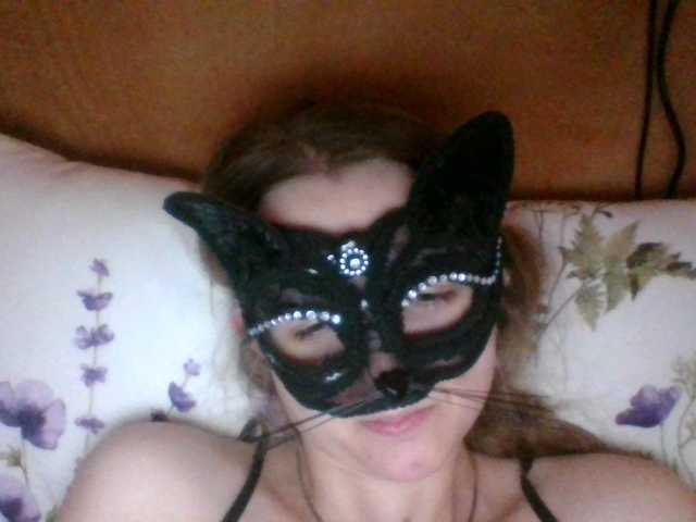 Mila23-1-1 live cam on BongaCams