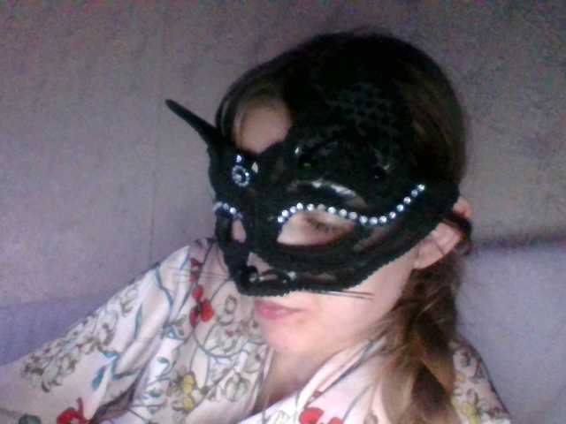 Mila23-1-1 live cam on BongaCams