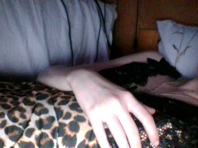 Mila23-1-1 live cam on BongaCams