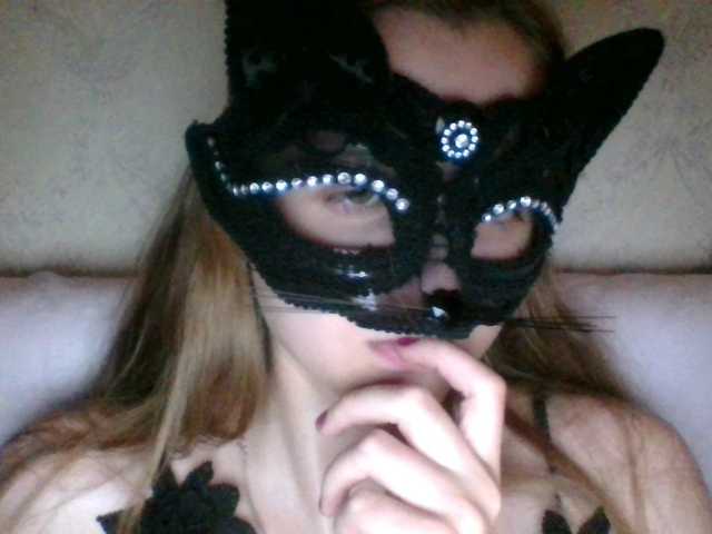 Mila23-1-1 live cam on BongaCams