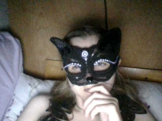 Mila23-1-1 live cam on BongaCams