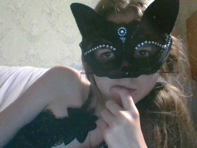 Mila23-1-1 live cam on BongaCams