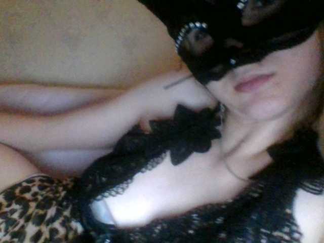 Mila23-1-1 live cam on BongaCams