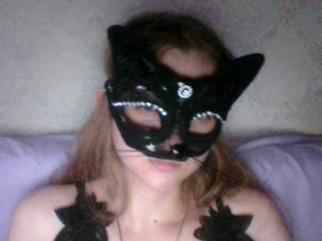 Mila23-1-1 live cam on BongaCams