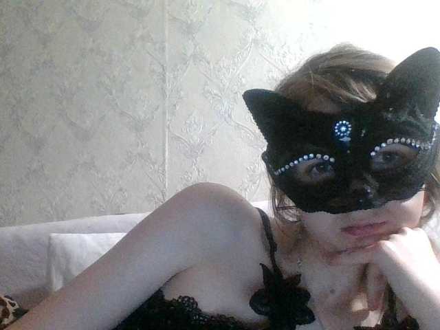 Mila23-1-1 live webcam show
