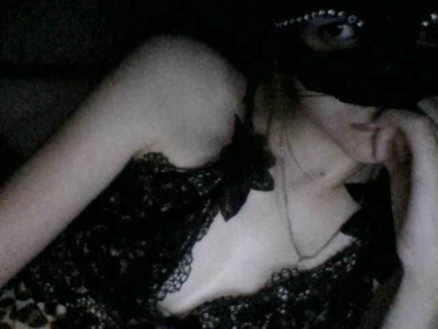 Mila23-1-1 live cam on BongaCams
