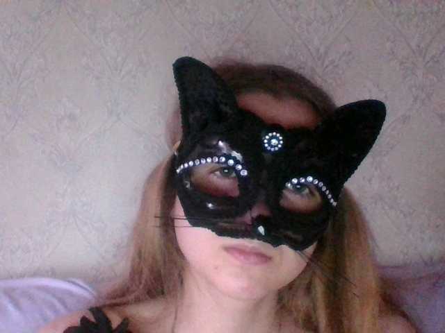 Mila23-1-1 live cam on BongaCams