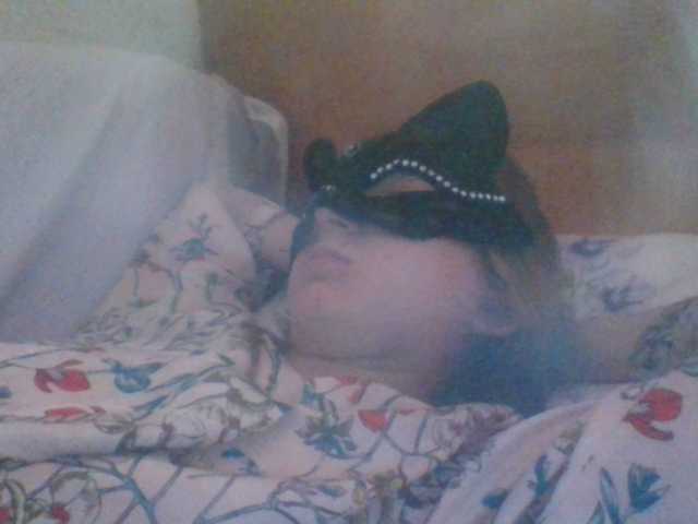 Mila23-1-1 live webcam show