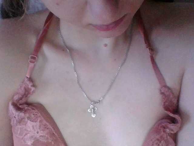 Mila23-1-1 live cam on BongaCams
