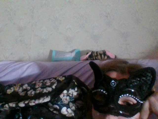 Mila23-1-1 live cam on BongaCams