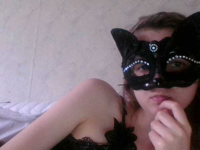 Mila23-1-1 live webcam show