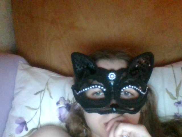 Mila23-1-1 live cam on BongaCams